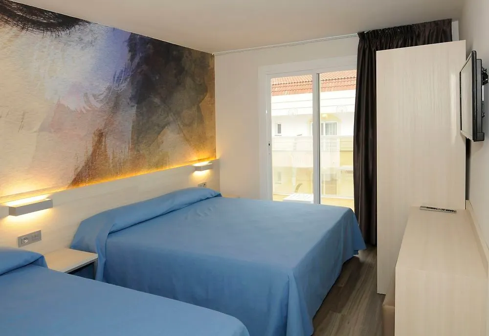 Hotel Riviera Santa Susanna 4*,  Spain
